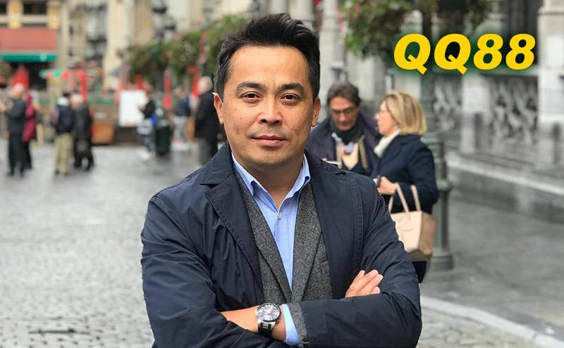Tác Giả Carlos Nguyen – Người Xây Dựng Thương Hiệu QQ88 Đột Phá 1 Chân dung Tác giả Carlos Nguyen - Nhà lãnh đạo của QQ88 tại Việt Nam
